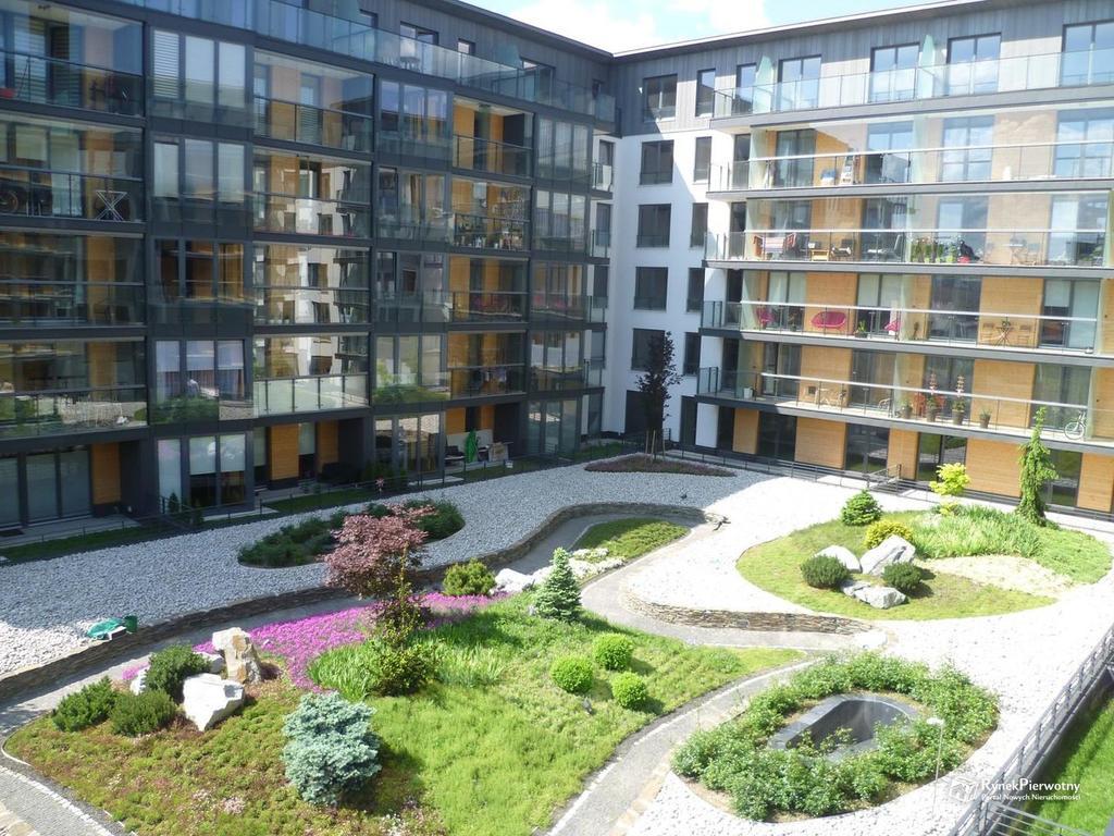 Garden Apartment Cracow- Shopping Mall 1Min, Underground Parking, Family Friendly, City Center Krasków Exteriör bild